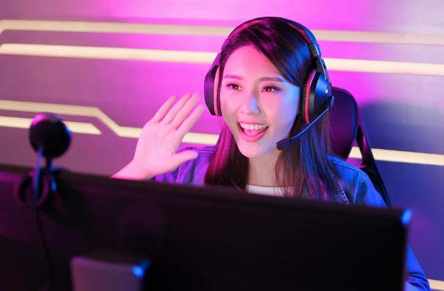 Streamer haciendo un transmisión de contenido